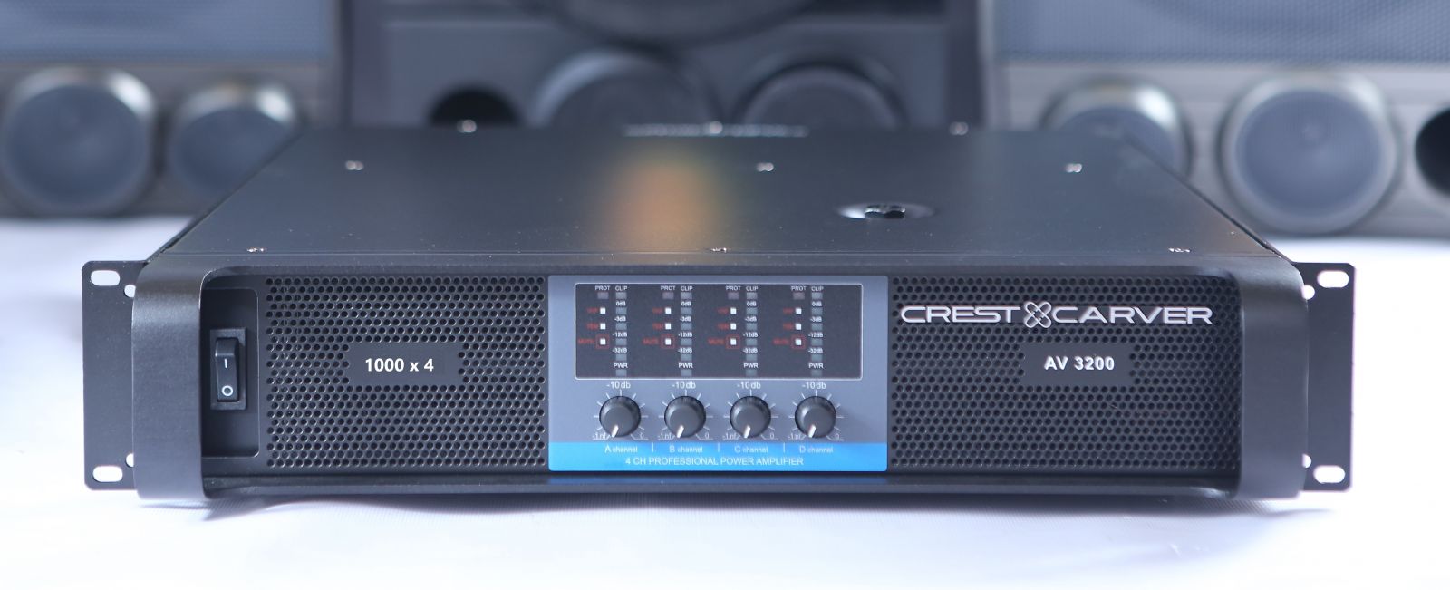 Bộ khuếch đại công suất 4 kênh Crest & Carver AV-2400